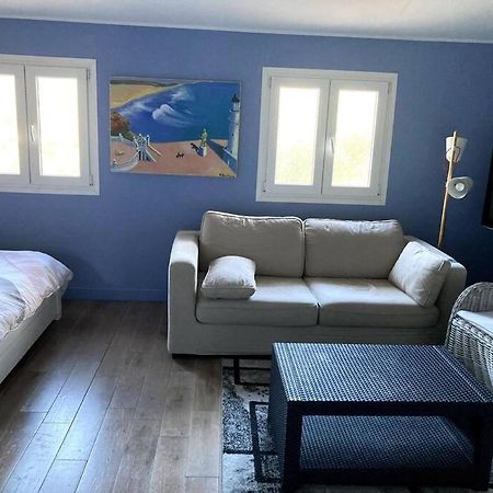 Agreable Chambre D'Hotes Avec Vue Sur Les Collines Apartment Ла Кол-сюр-Лу Екстериор снимка