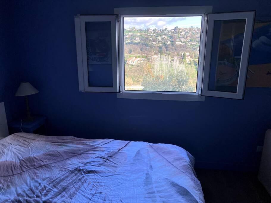 Agreable Chambre D'Hotes Avec Vue Sur Les Collines Apartment Ла Кол-сюр-Лу Екстериор снимка